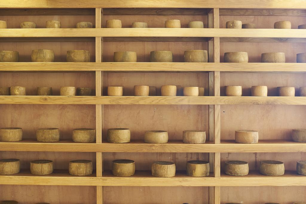 Hacienda Zorita Wine Hotel & Spa Valverdón المظهر الخارجي الصورة Parmigiano-Reggiano aging